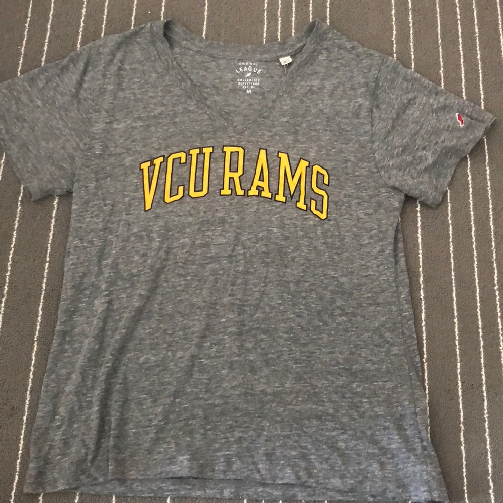 VCU Rams V-neck T-shirt